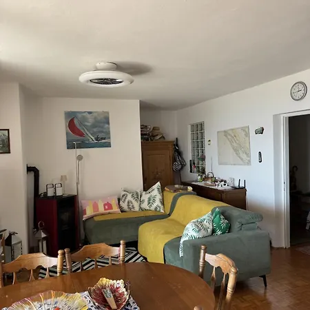 Big Family House With Access Dom wakacyjny Ždrelac