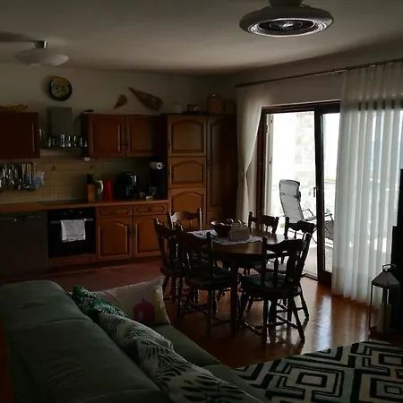 Dom wakacyjny Big Family House With Access Ždrelac