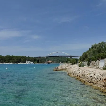 Big Family House With Access Σπίτι διακοπών Ždrelac